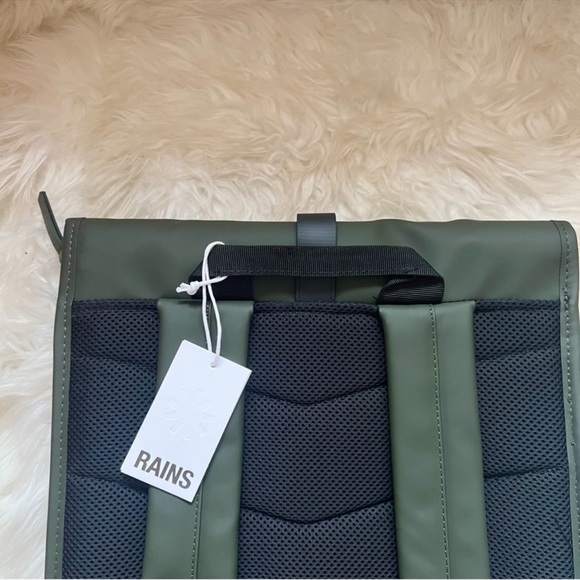 New! RAINS Waterproof Rolltop Rucksack Backpack - Picture 12 of 13